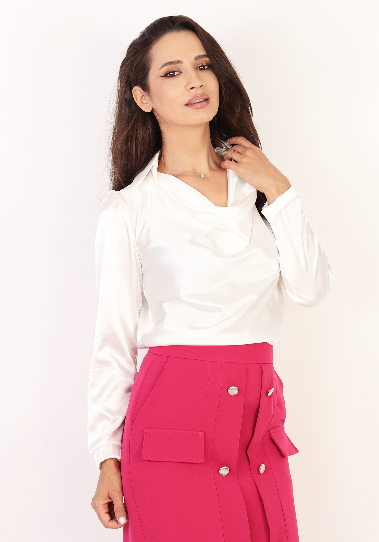 Bluza-eleganta-cu-decolteu-drapat-1 Bluza eleganta cu decolteu drapat - imagine 1