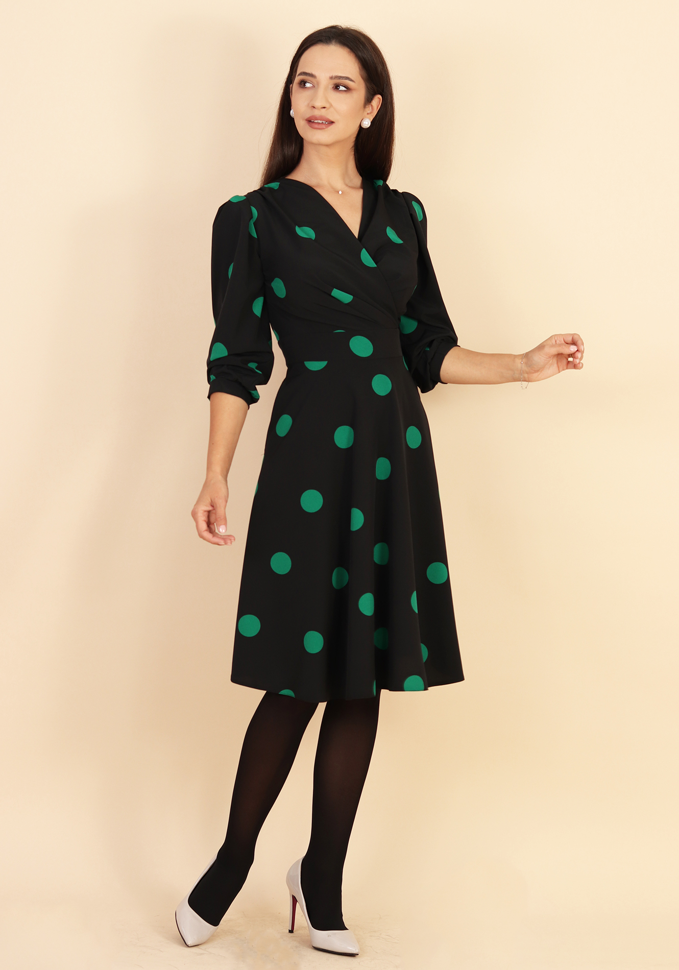 Rochie-clos-cu-buline-1-2 Rochie clos - imagine 1