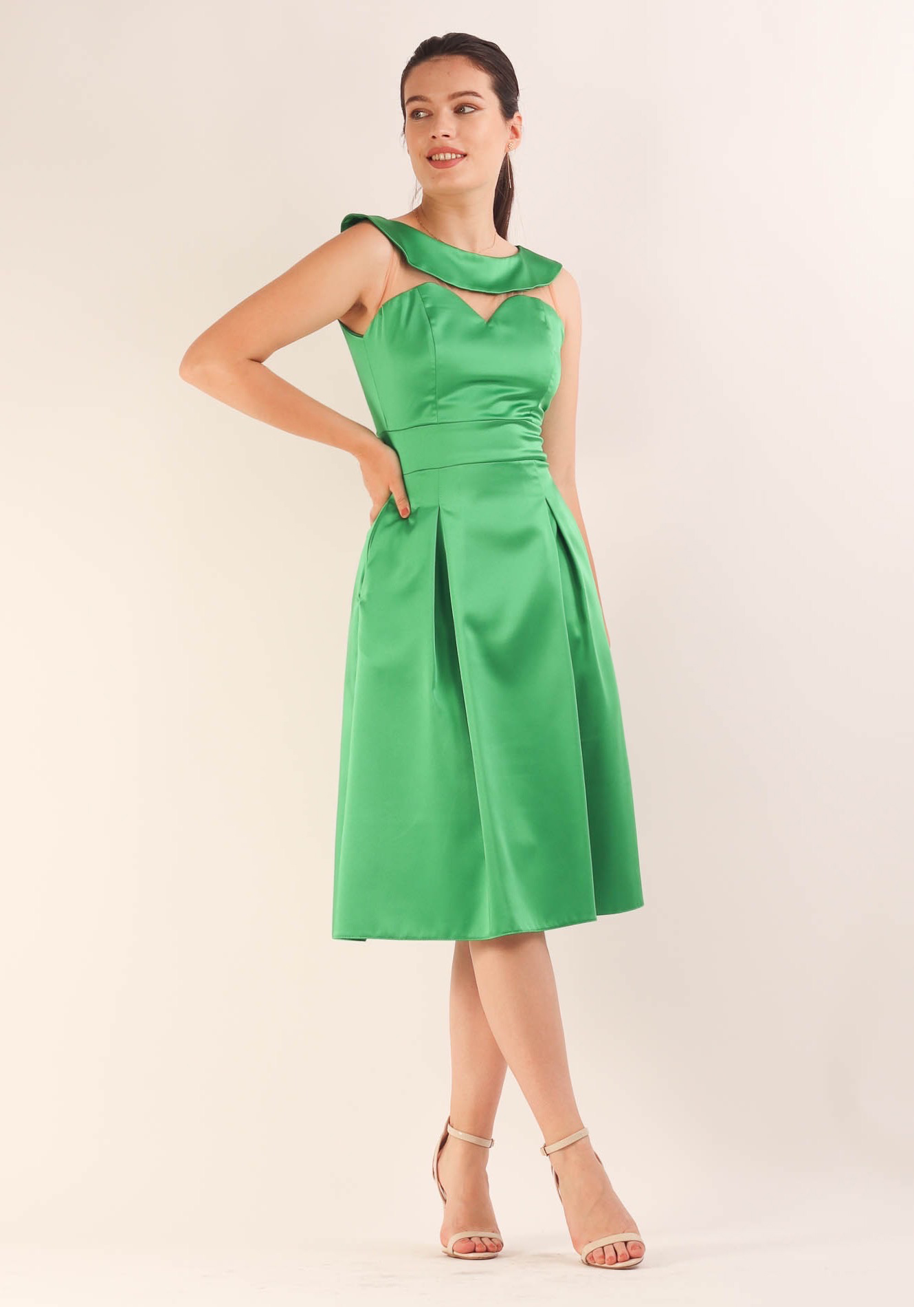 Rochie20satinata20verde20cu20volan201 Rochie cu pliuri - imagine 1