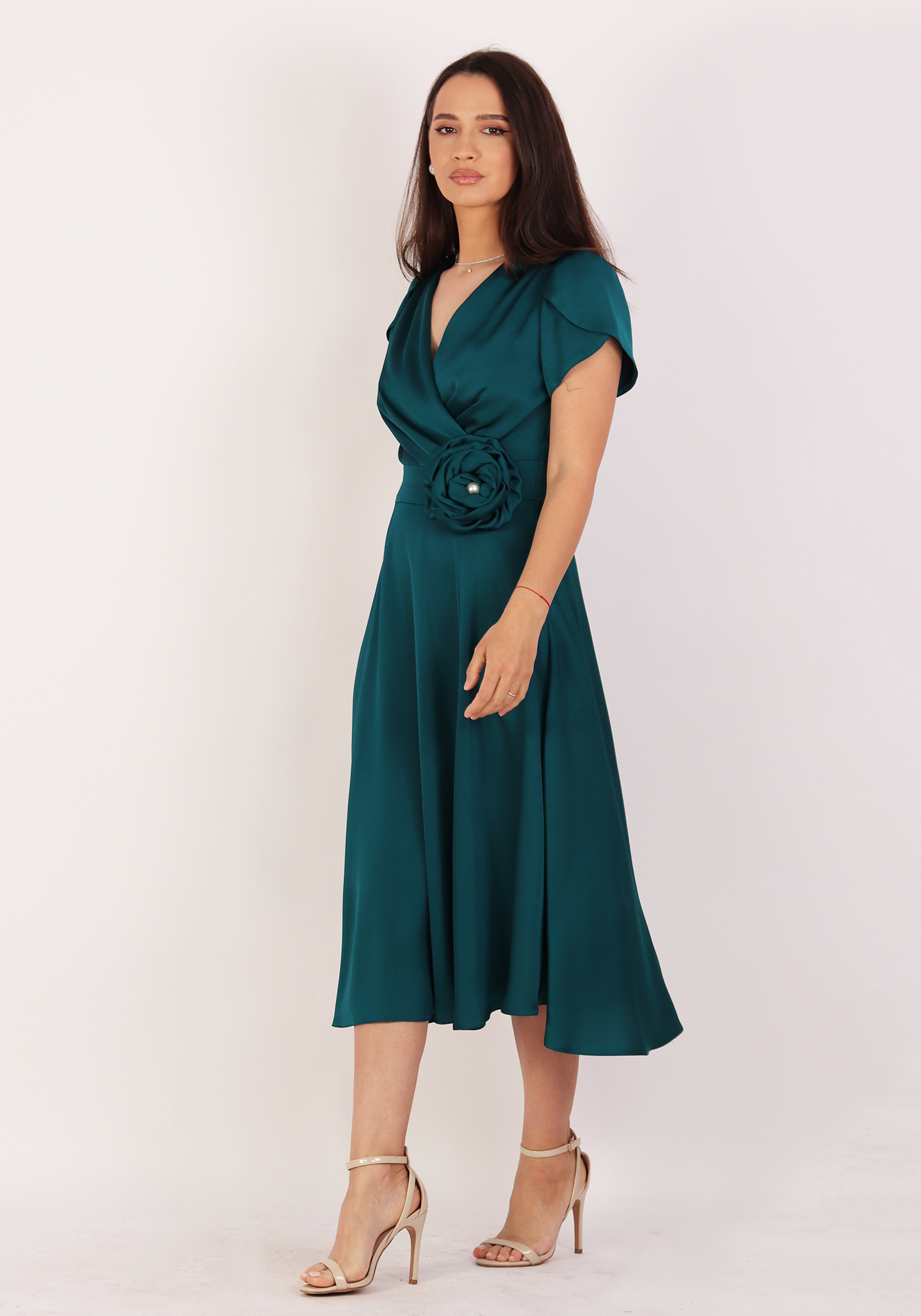 Rochie-clos-midi-r1987-verde-1 Rochie clos - imagine 1
